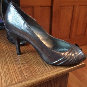 Women's Pewter Pumps size 9